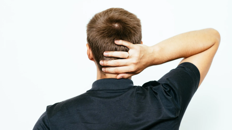 6 Causes of Pain in the Back of the Head and How to Treat It